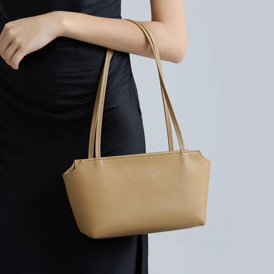 Vegetable Tanned Cowhide Mini Shoulder Bags with Adjustable Strap, Everyday Elegance - Tessbury - situation