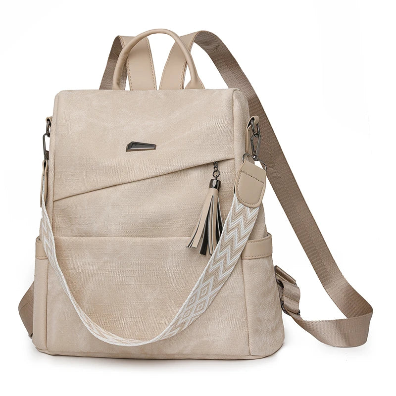 The Edit Backpack - Structured Leather Daypack for Everyday Elegance - Tessbury - photo