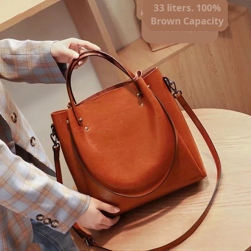 The Oakfield Tote Bag - Genuine Cowhide Leather for Everyday Elegance - Tessbury - situation